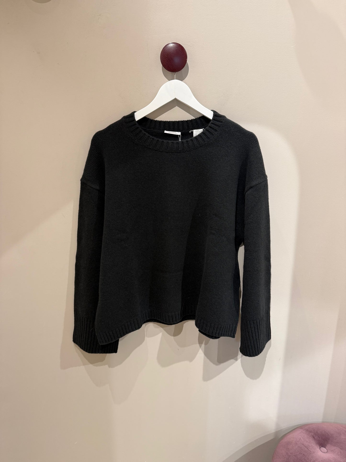 Bild von dem Strick vor einer Wand