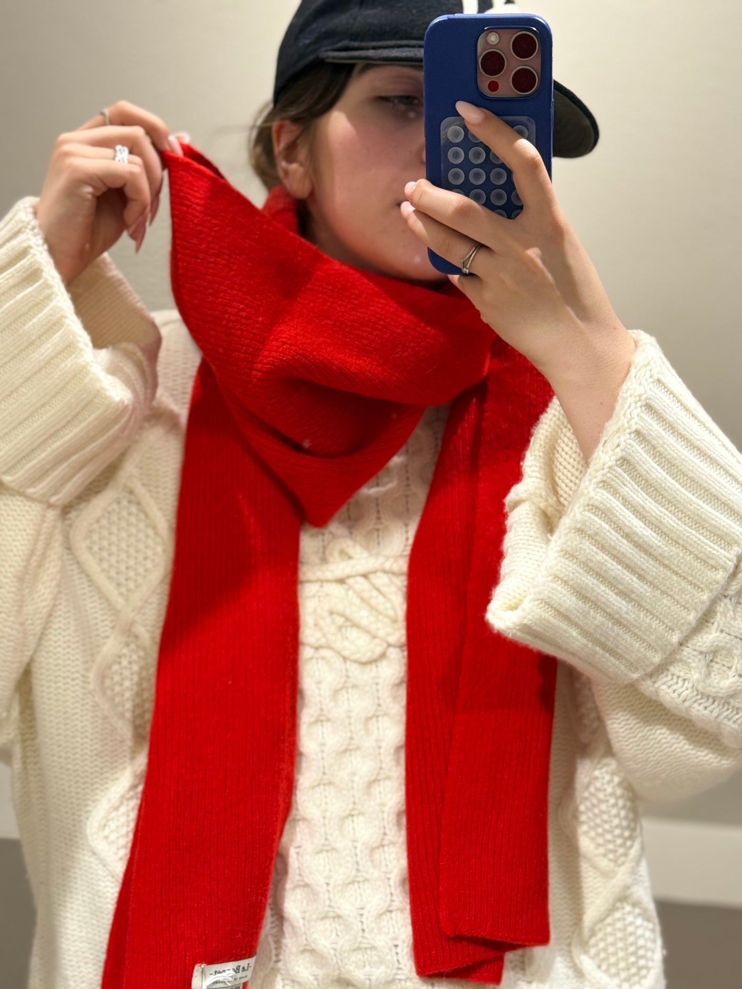 Le Bonnet Scarf Crimson