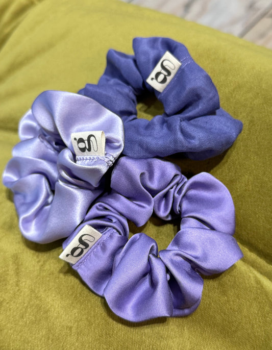 Lila g-Scrunchies