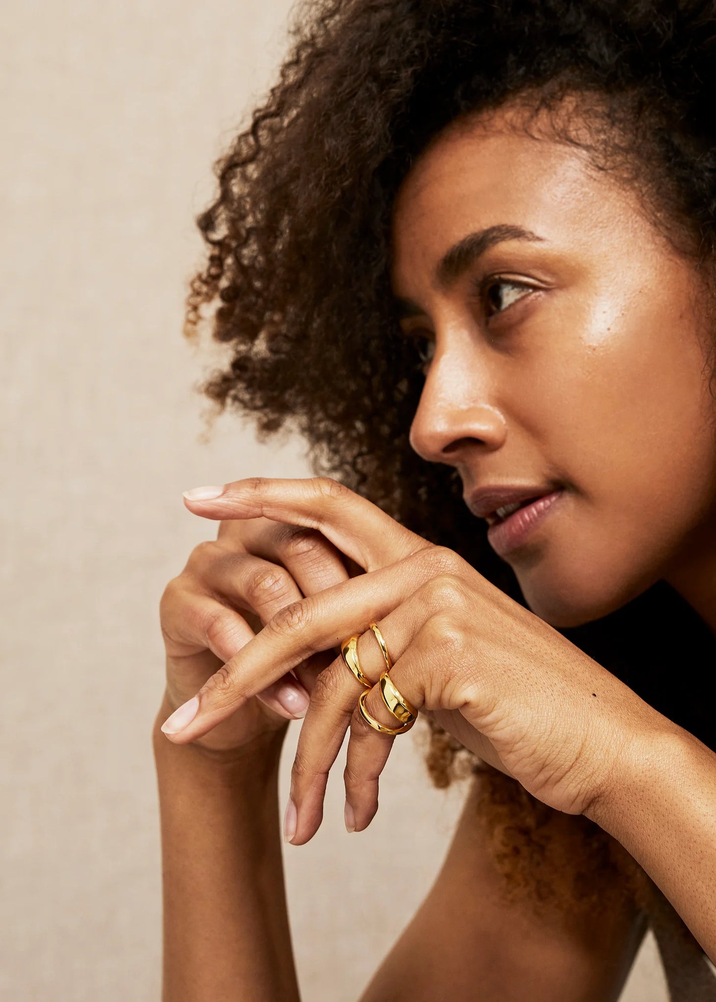 Trine Tuxen LOOP RING · GOLDPLATED