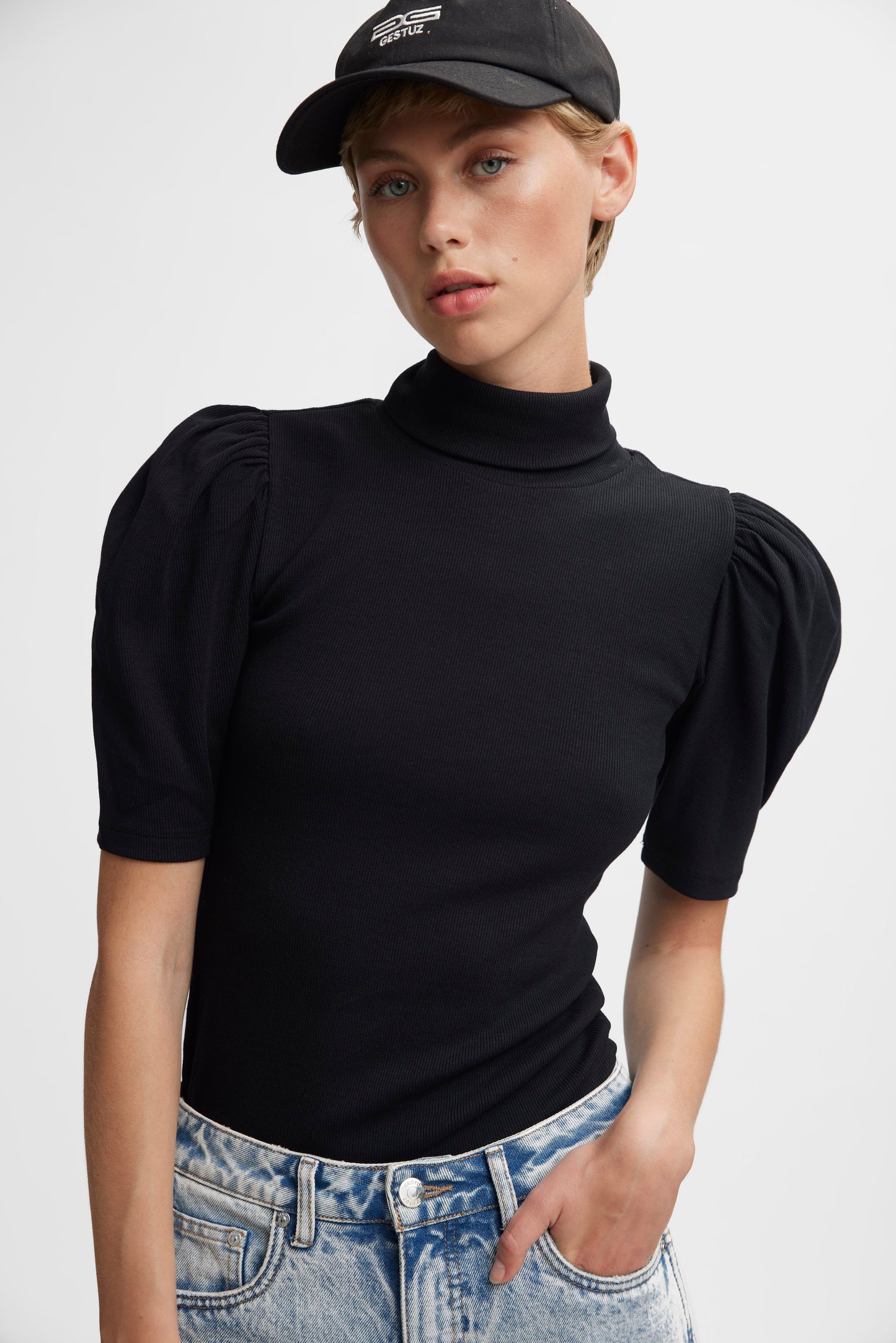 Gestuz DrewGZ ss puff blouse