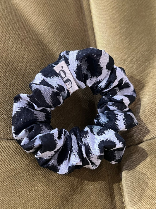 schwarz/weiß Leo g-Scrunchie