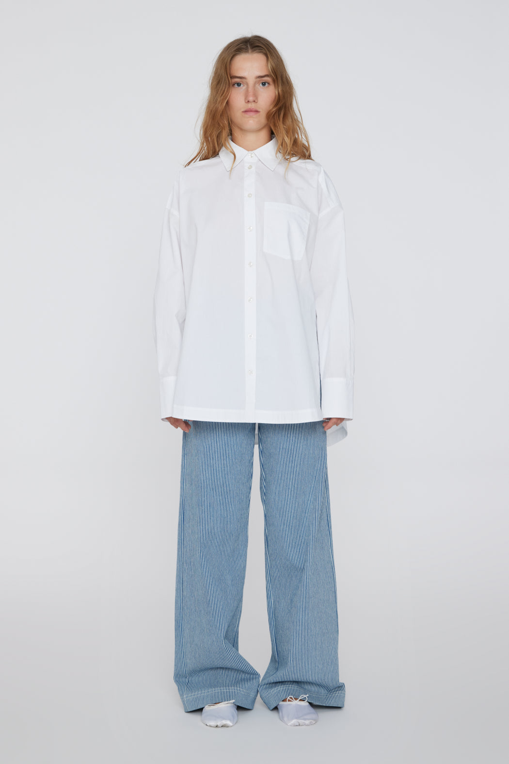 Remain Poplin Pleated Back Shirt