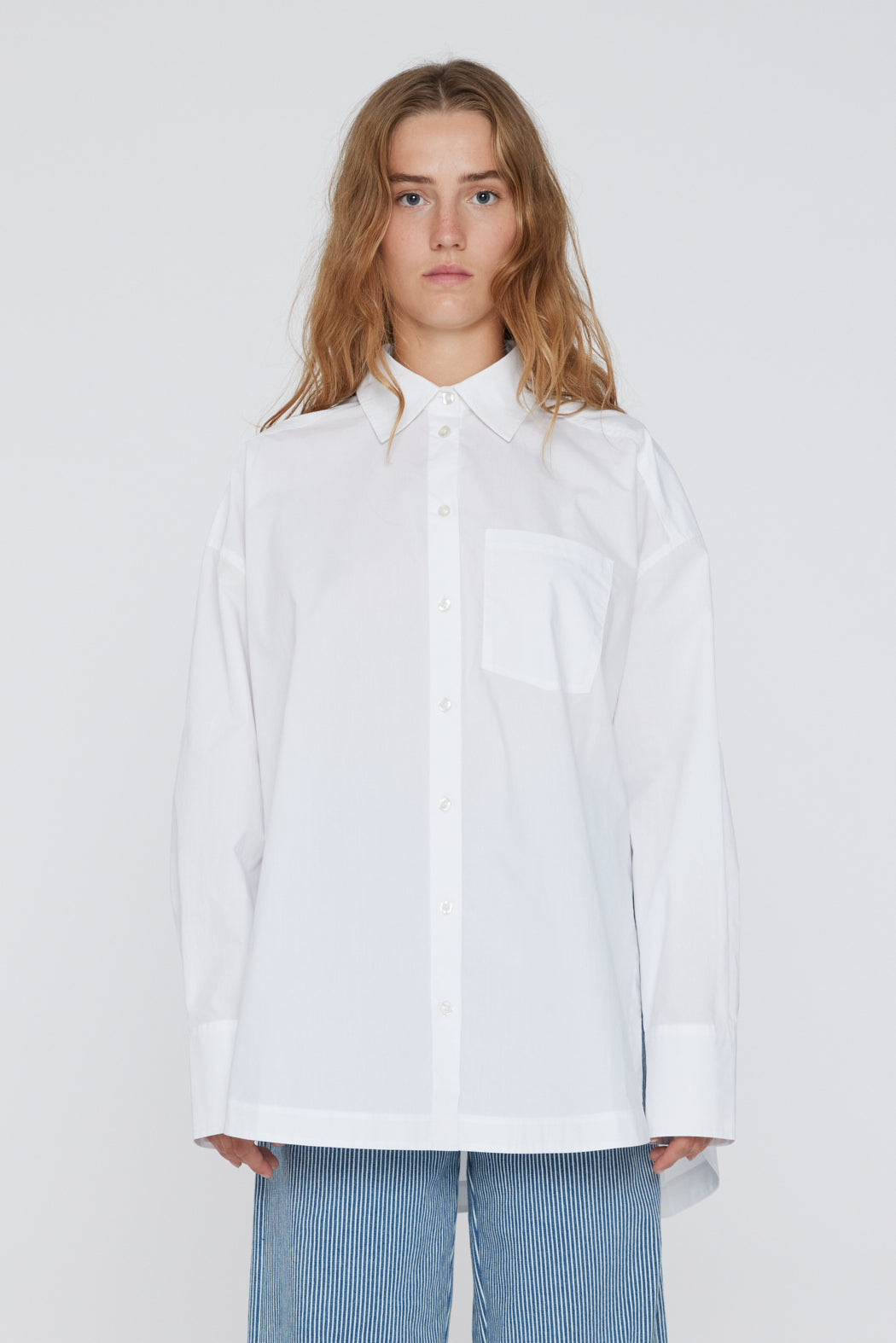 Remain Poplin Pleated Back Shirt