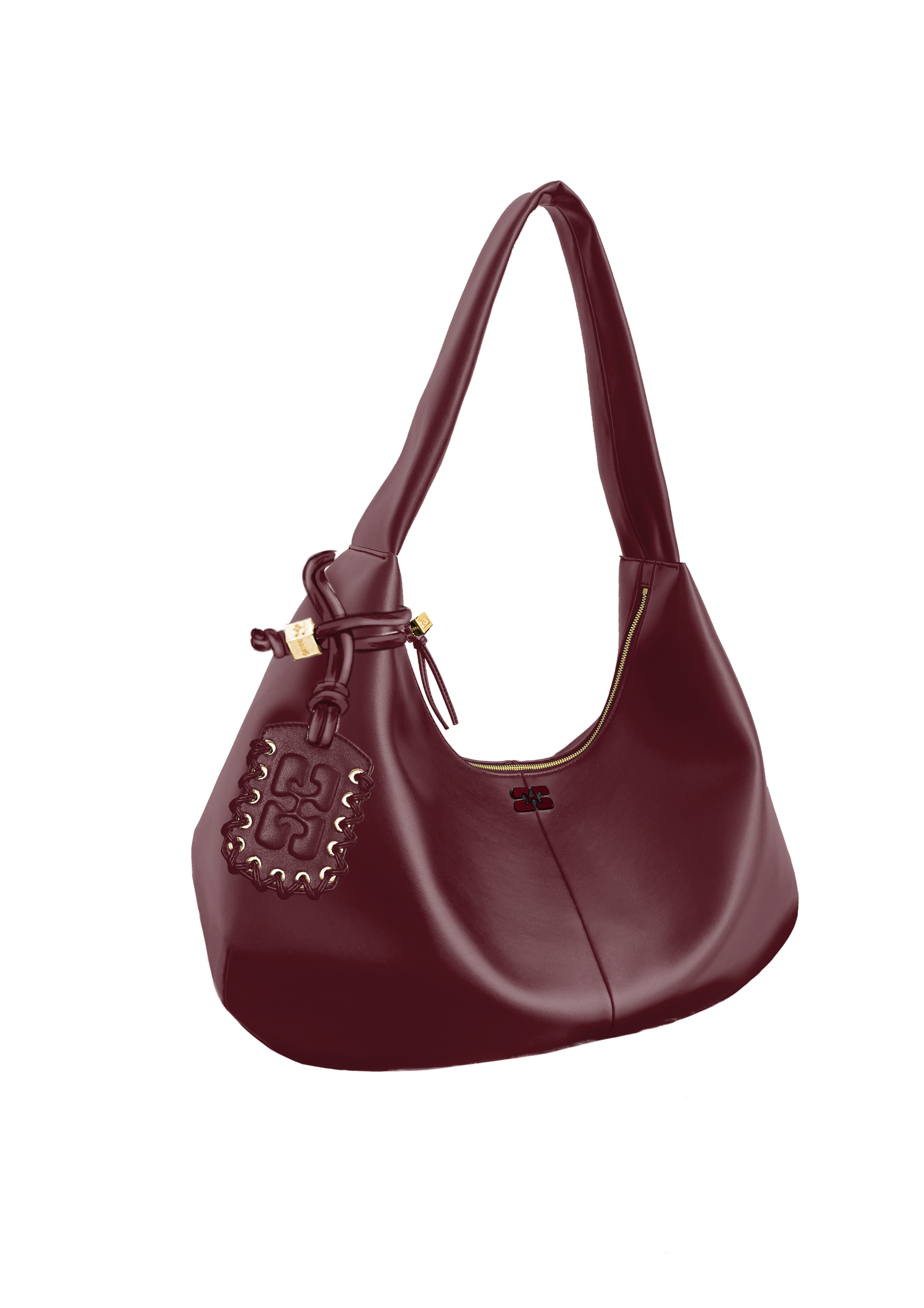 Weinrote Tasche vor weißem Hintergrund. Sie hat goldenen Hardware und einen farblich passenden Bagcharm.