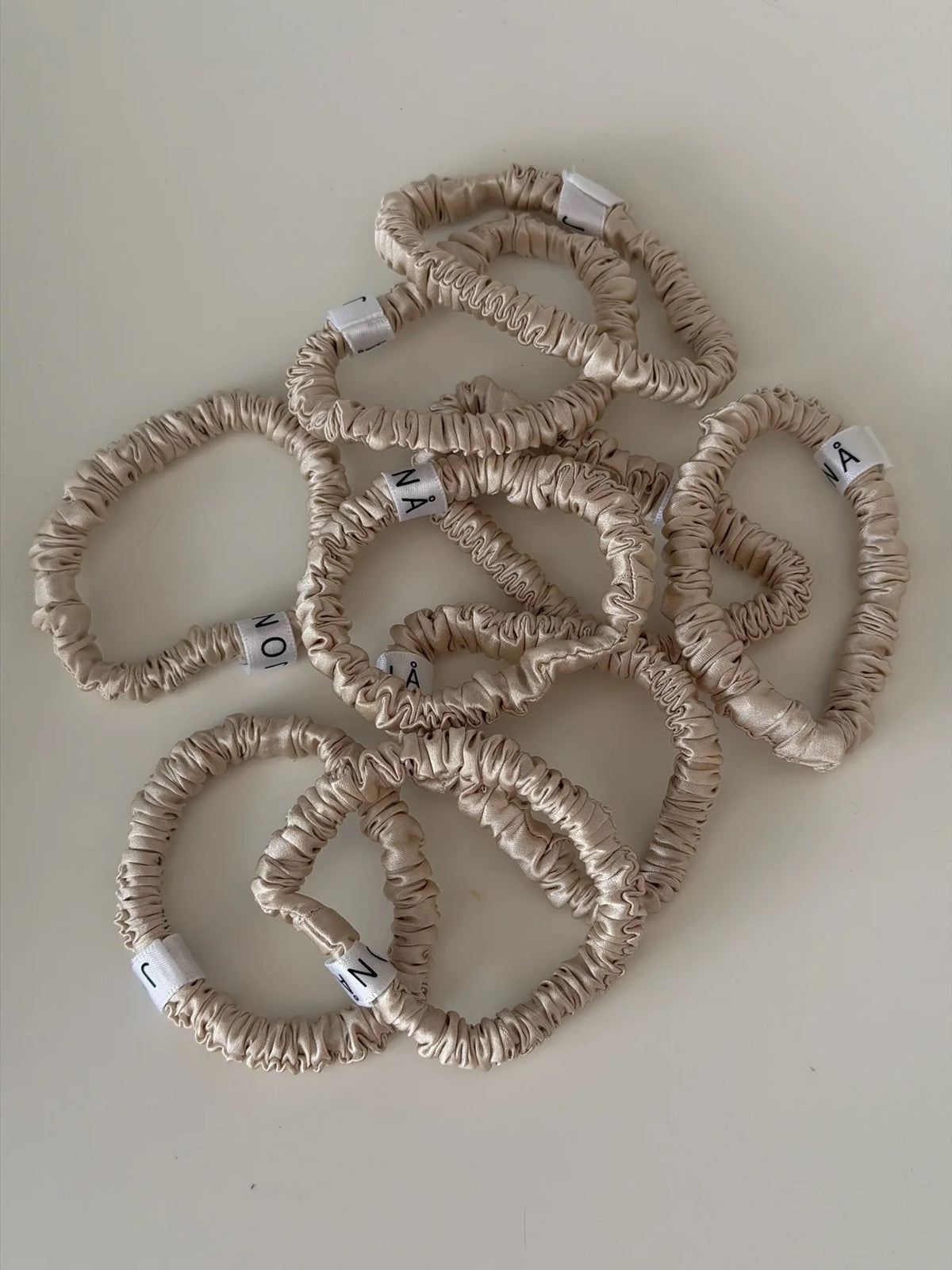 Essential Silk Scrunchies Beige