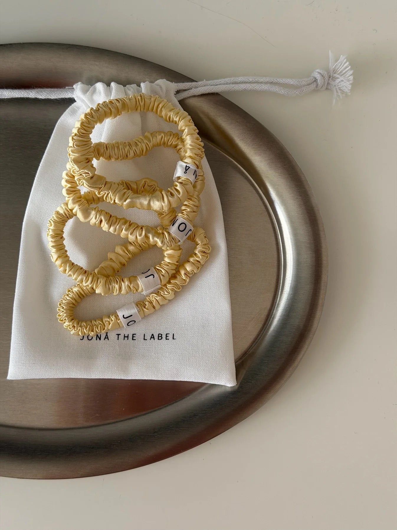 Essential Silk Scrunchies Butter