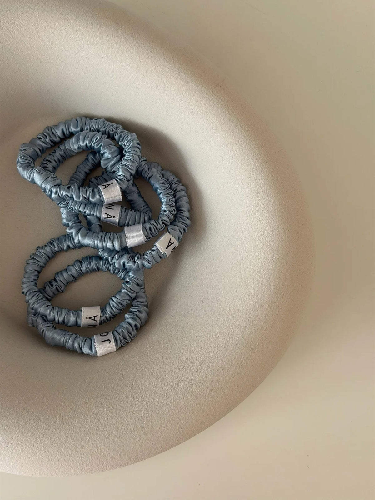 Essential Silk Scrunchies Sky