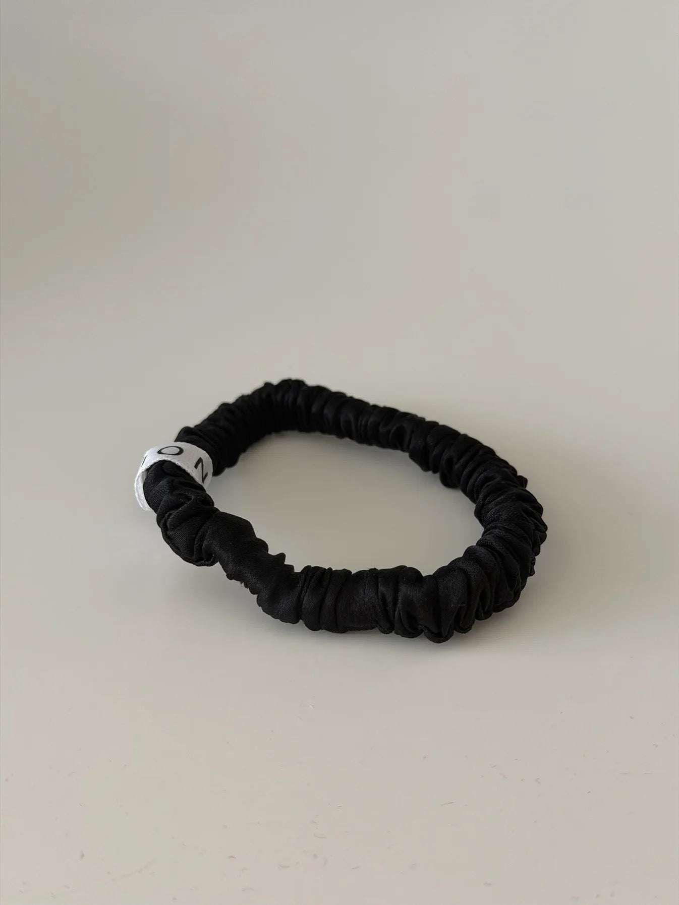 Essential Silk Scrunchies Black