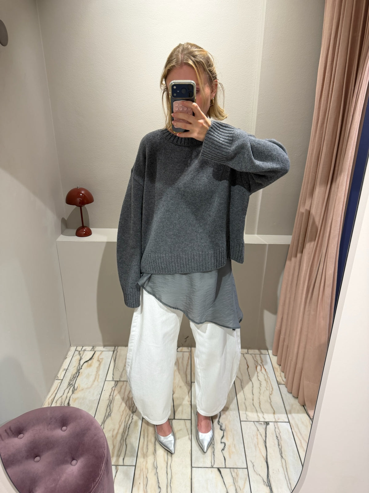 MWHottie Barrel Jeans