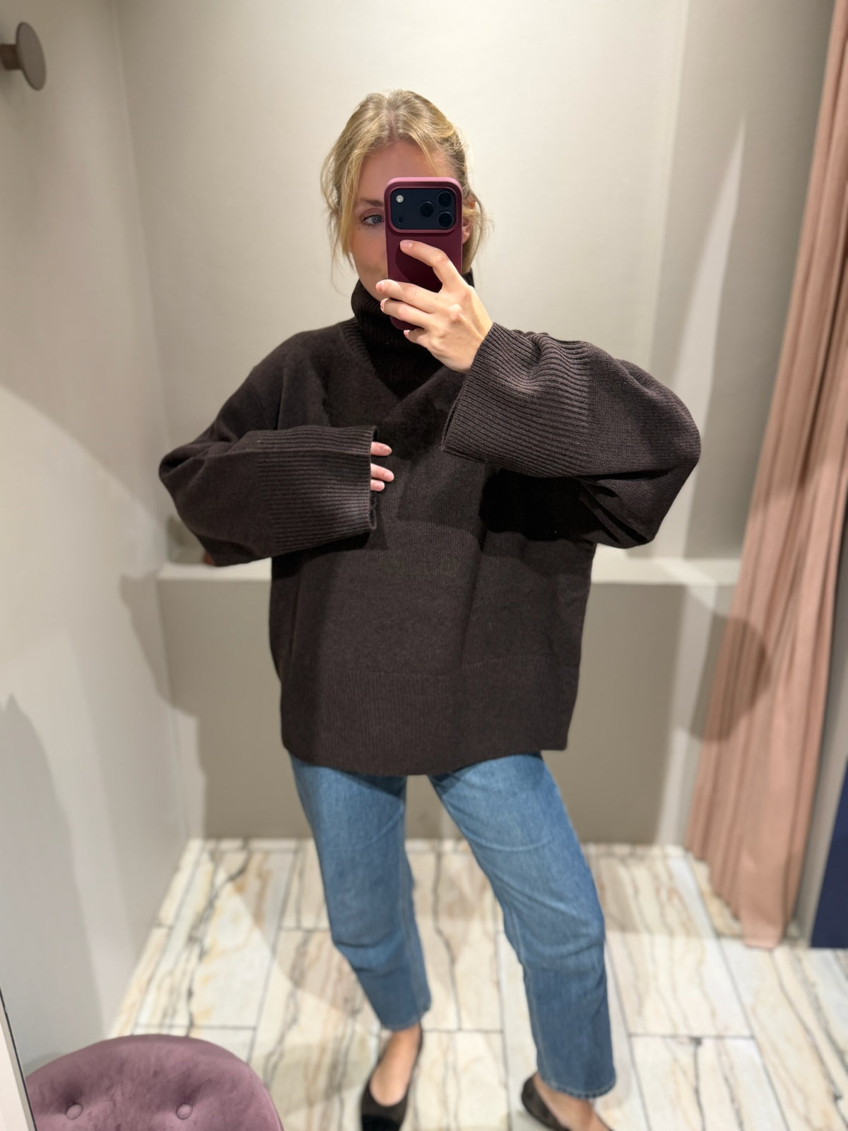 Alpha Pullover