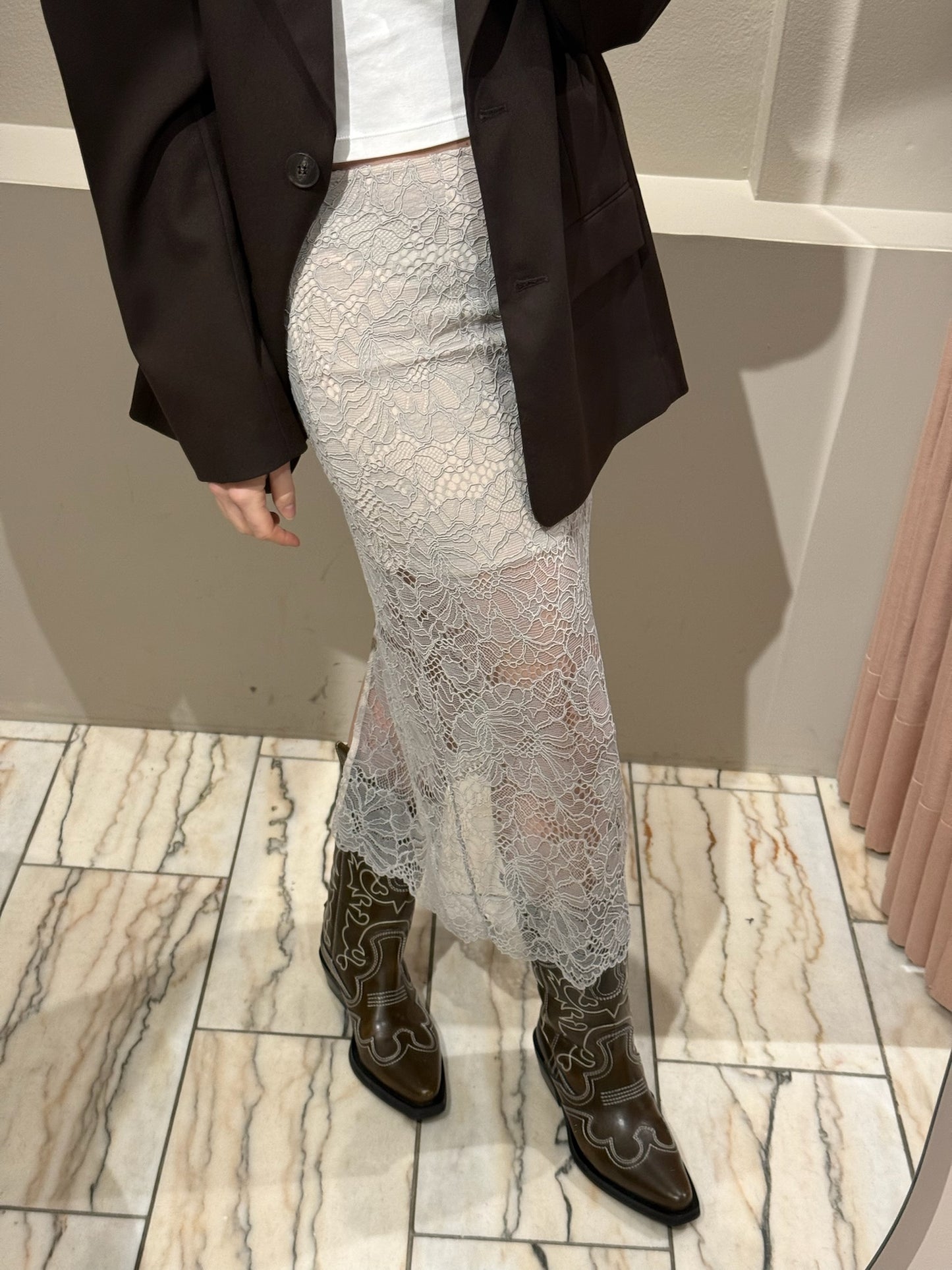Rotate Lace Pencil Skirt