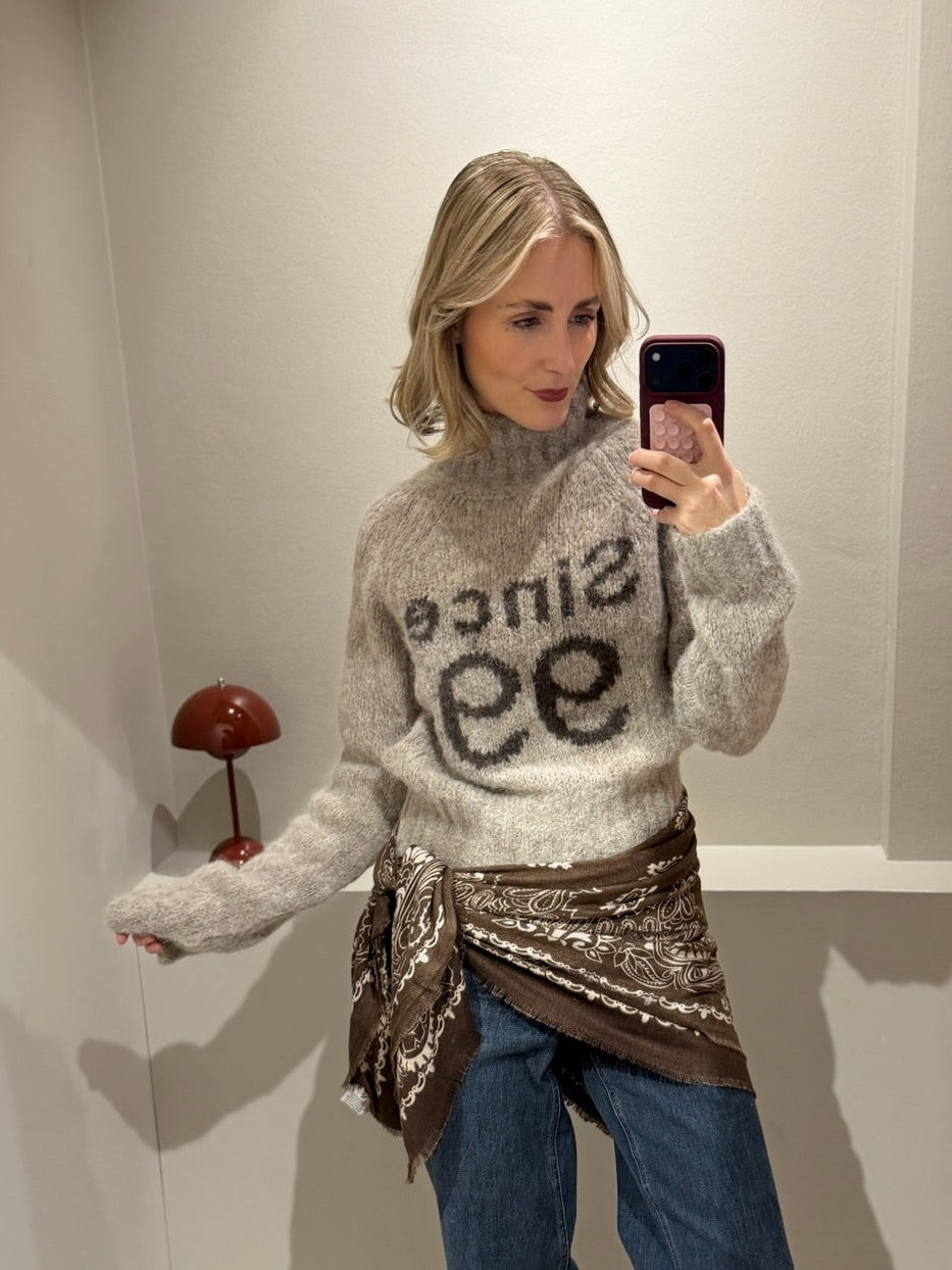 Celena Pullover
