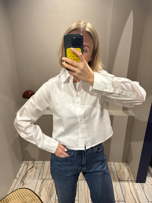 Oval Square Daily Cropped Shirt