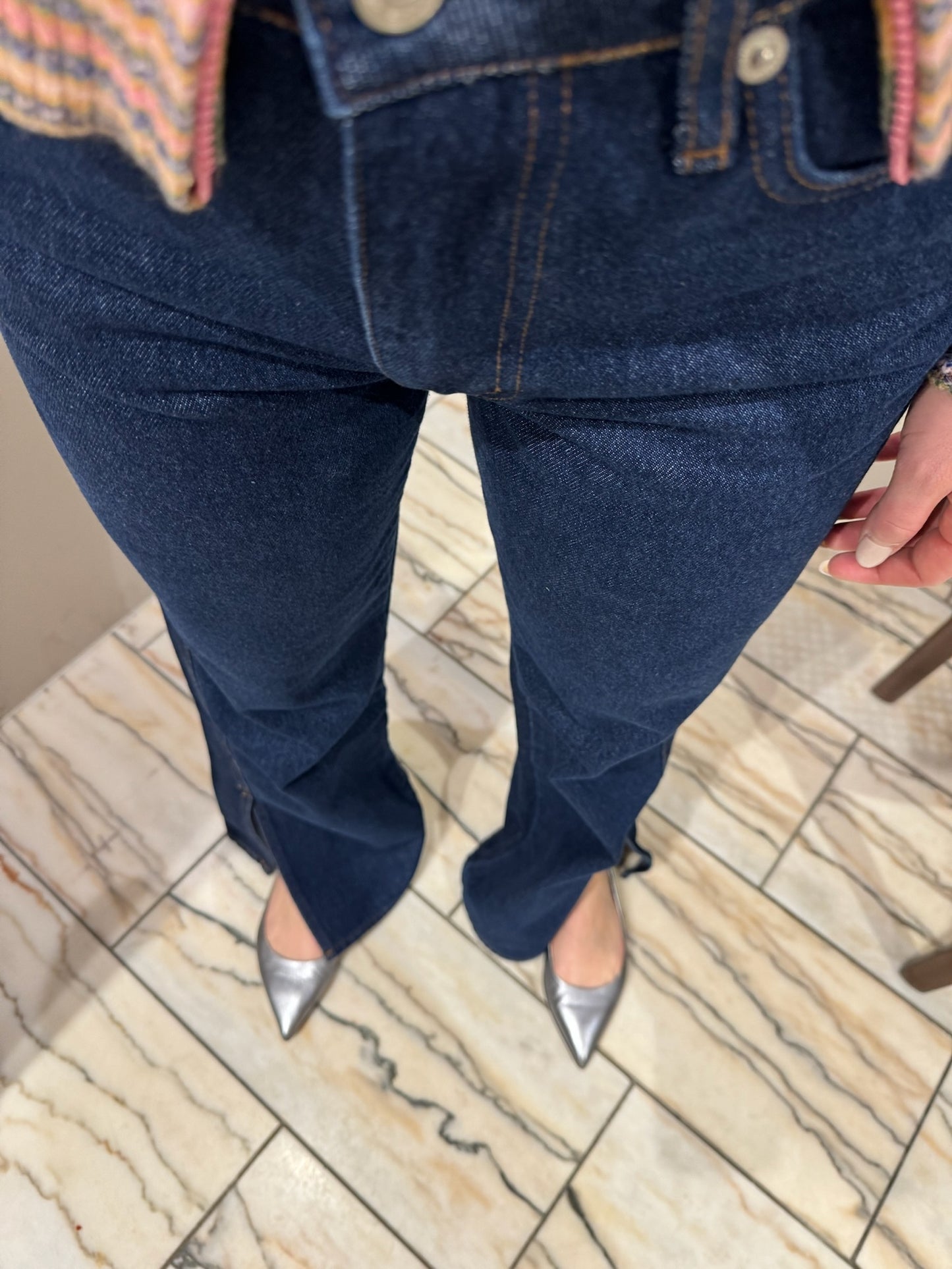 Oval Square Split Jeans