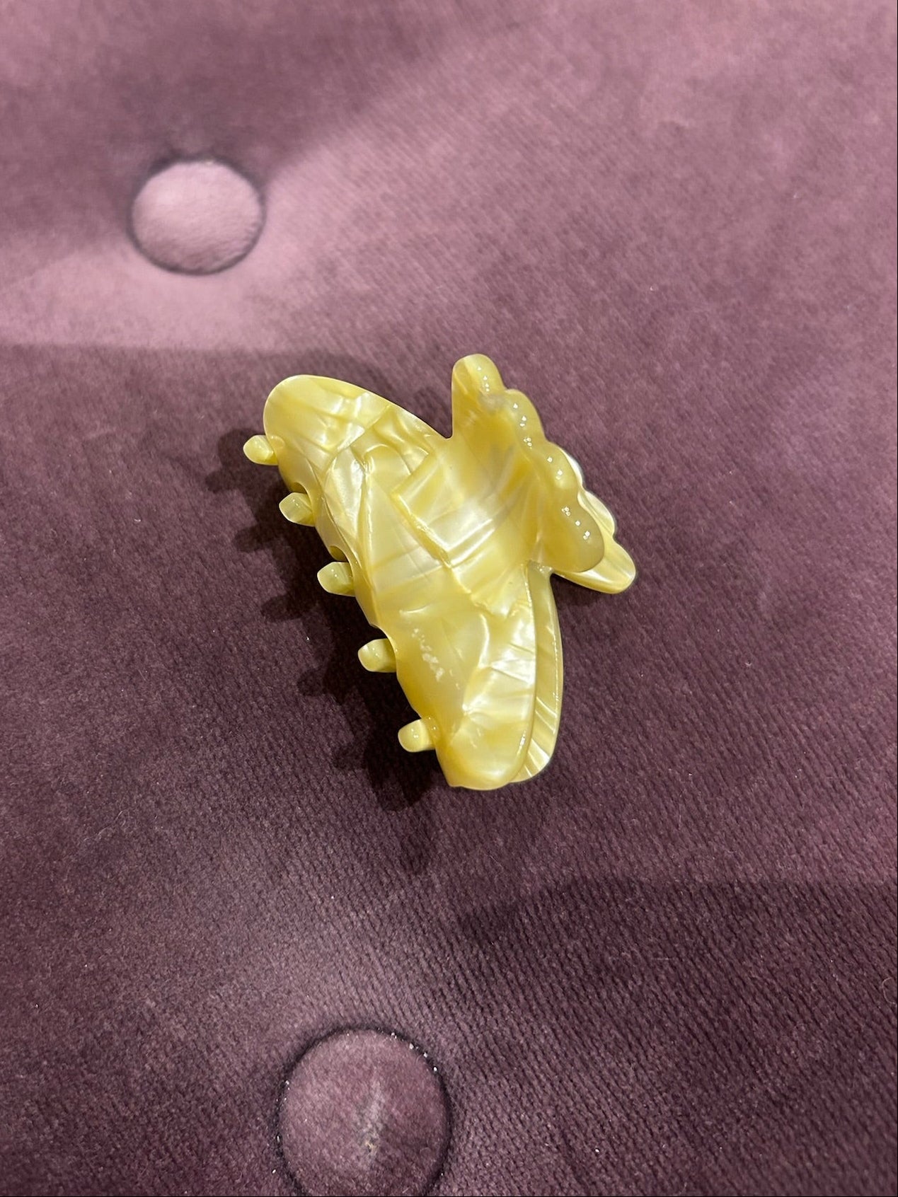 Sui Ava Helle Soft Serve Mini Pistachio