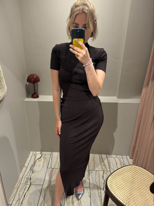 Remain Midi Skirt Chocolate