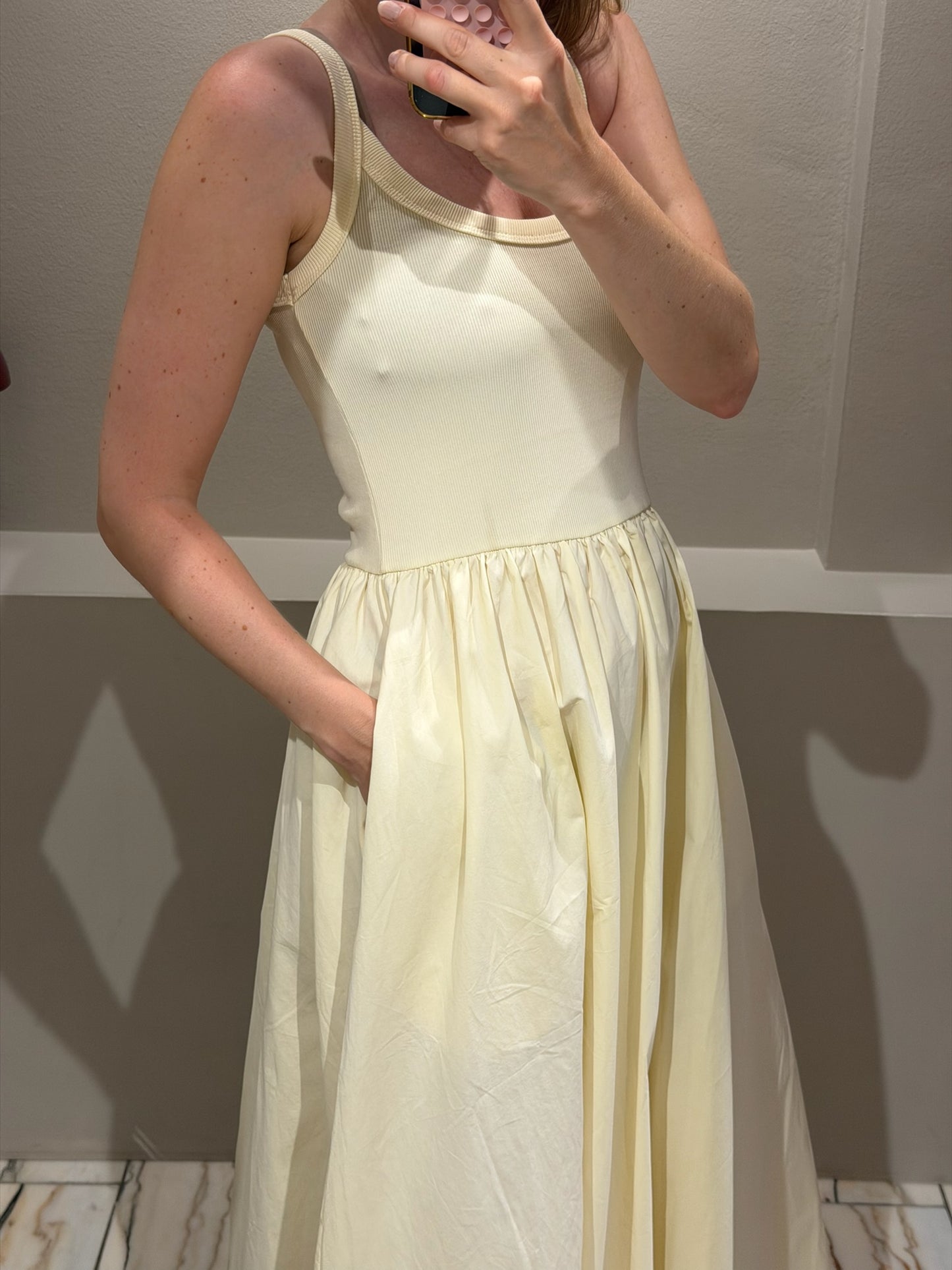 g-Kleid Butter Yellow