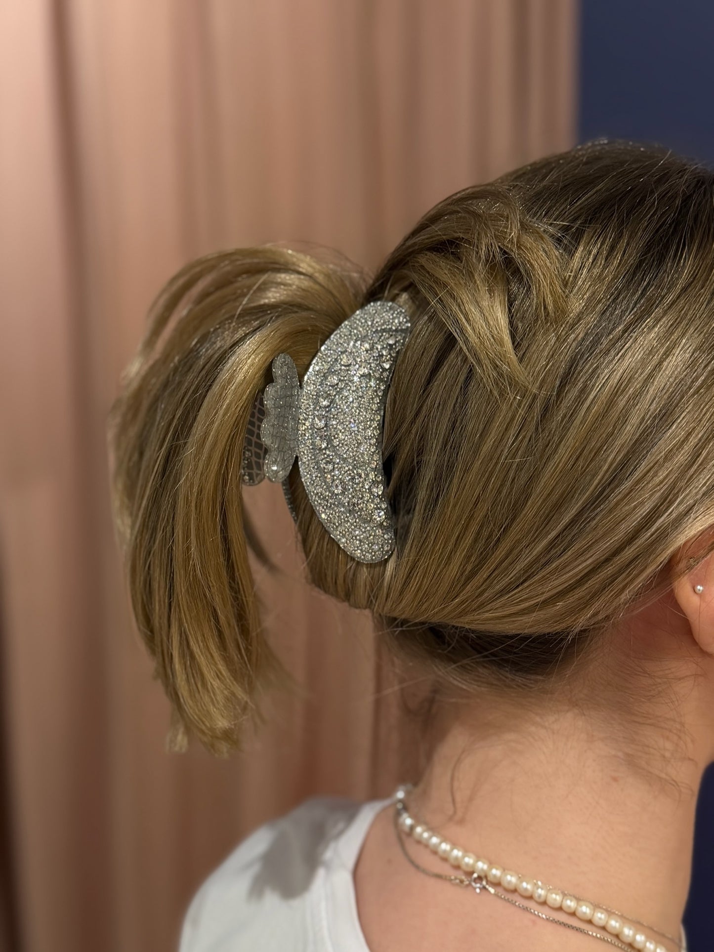 SUI AVA Helen Silver Middle