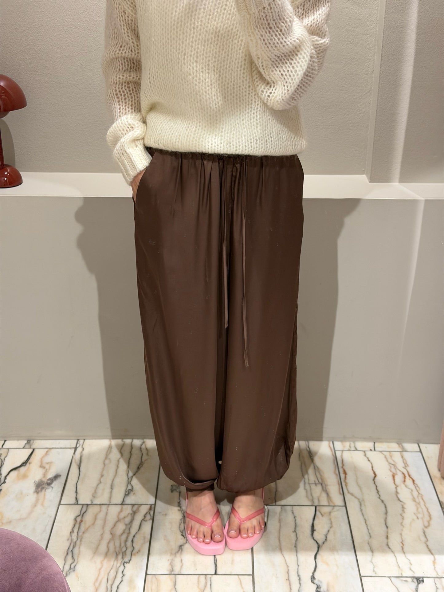 Linell Hose