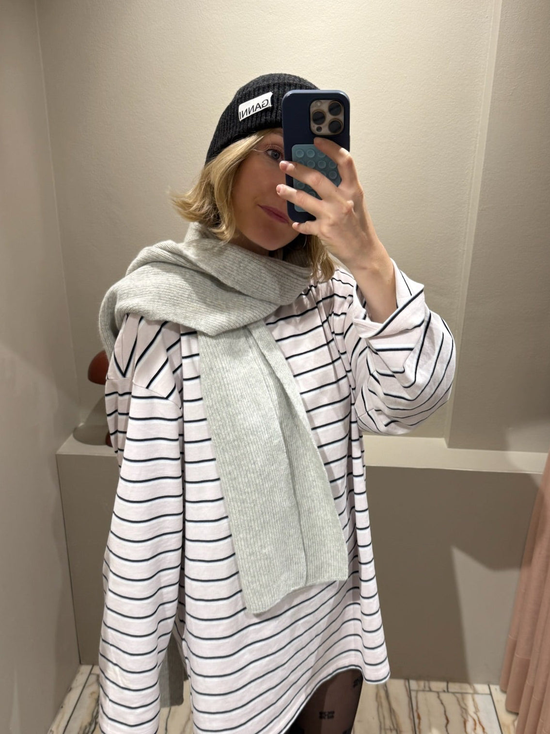 Le Bonnet Scarf Silver