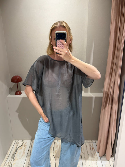 MWSmilla Asymmetric Tee